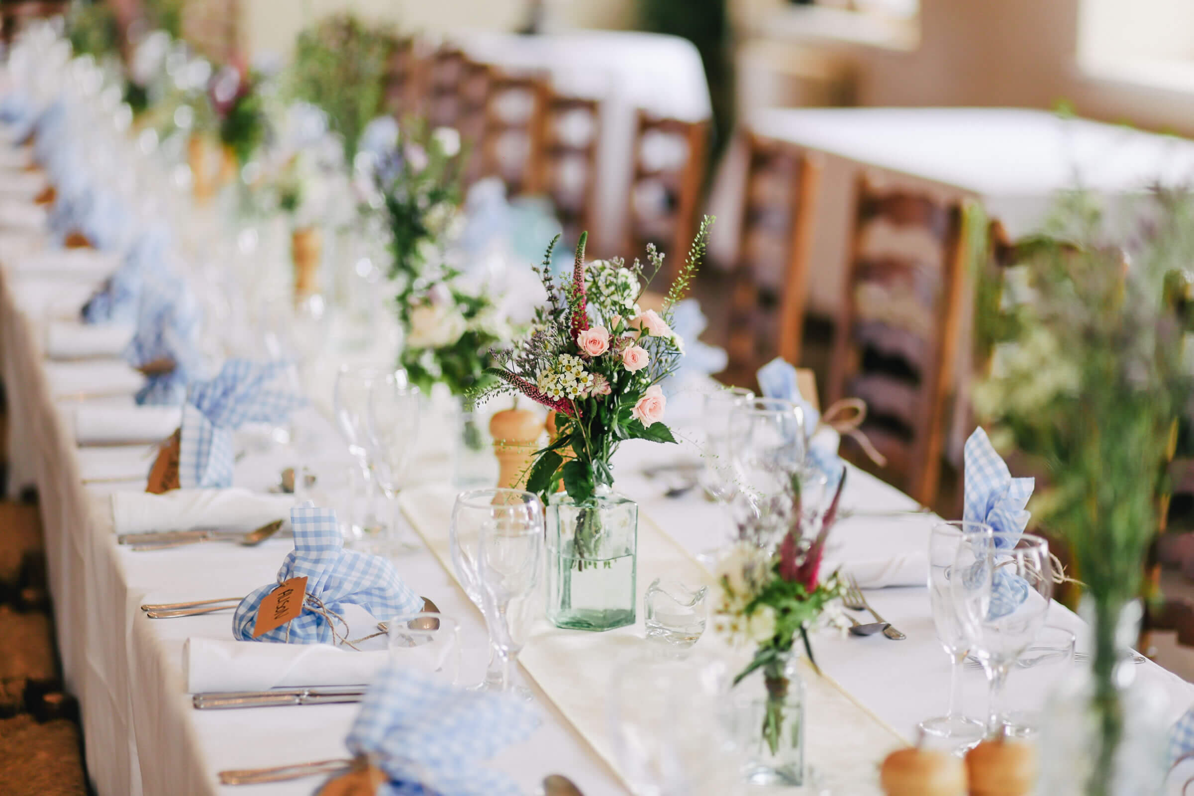 6 Ways to Survive the Wedding Planning Process in One Piece